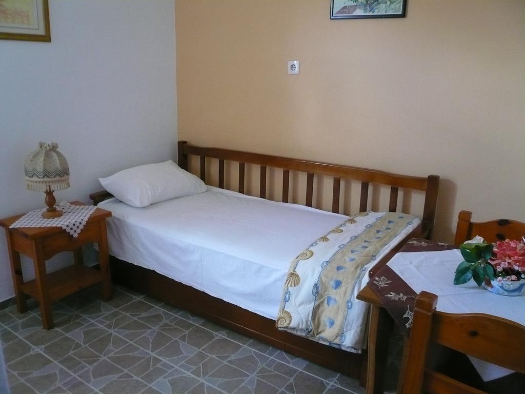 Liossis Rooms & Apartments Skopelos Habitación foto