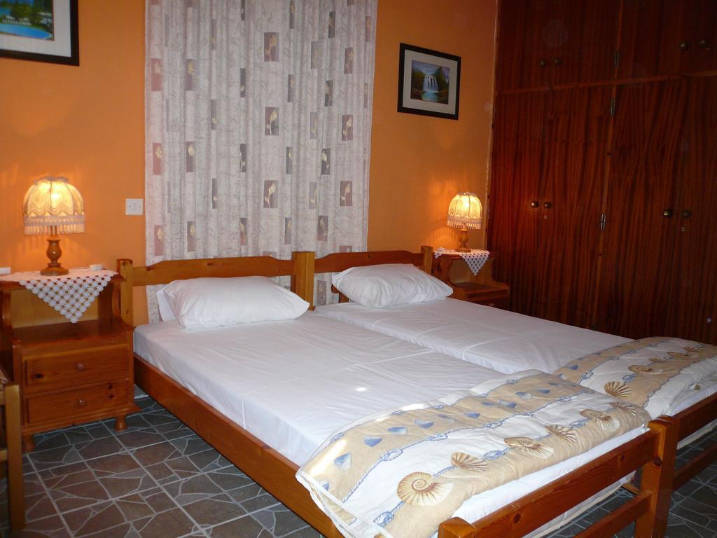 Liossis Rooms & Apartments Skopelos Habitación foto