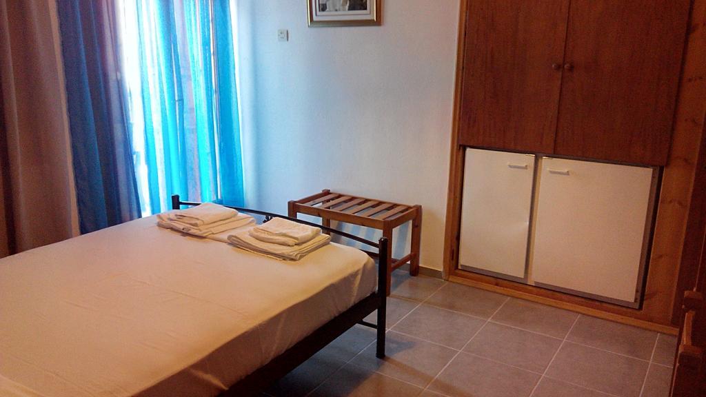 Liossis Rooms & Apartments Skopelos Habitación foto