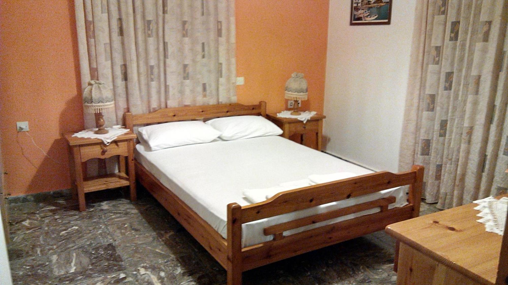 Liossis Rooms & Apartments Skopelos Habitación foto