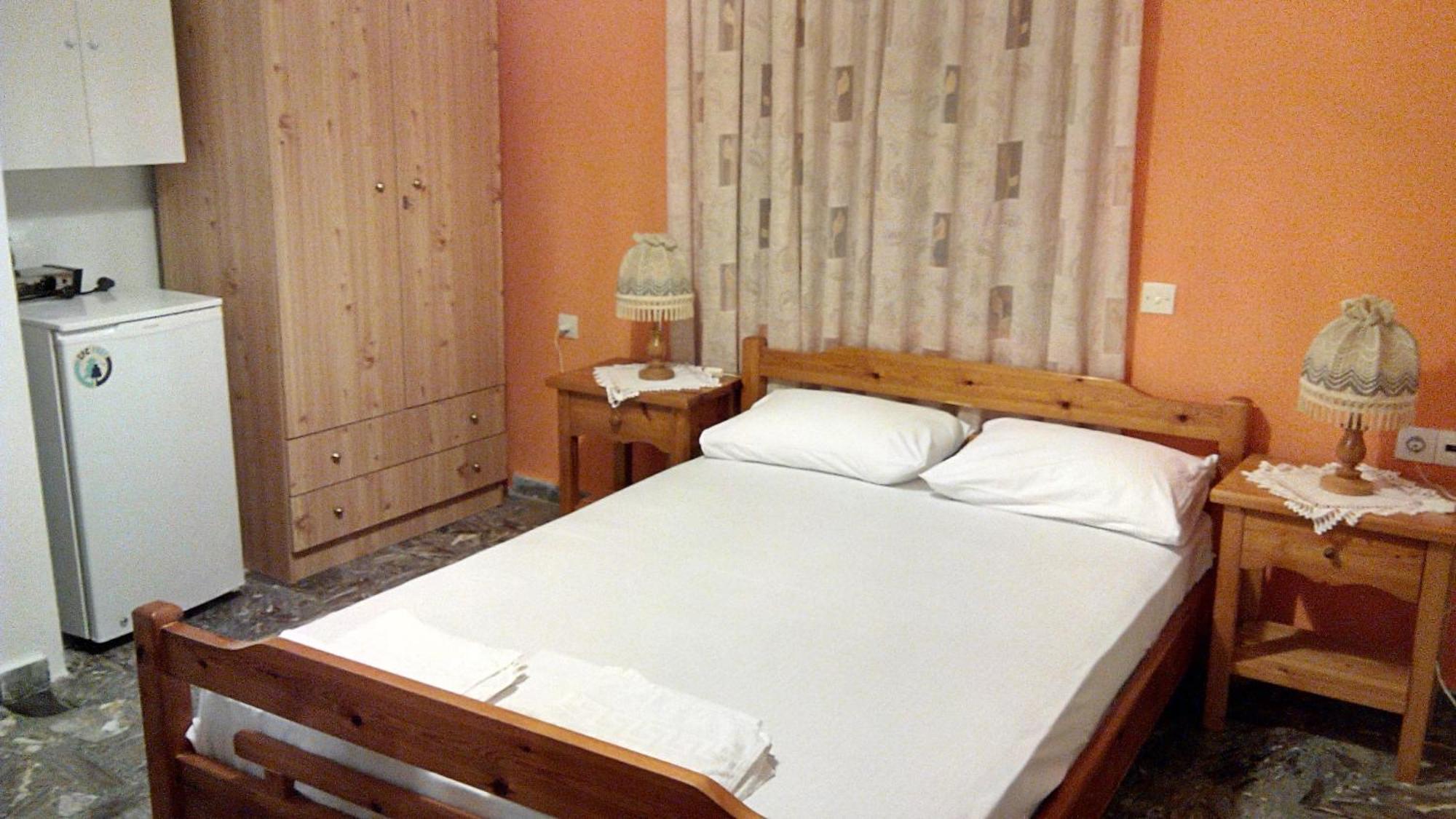 Liossis Rooms & Apartments Skopelos Habitación foto