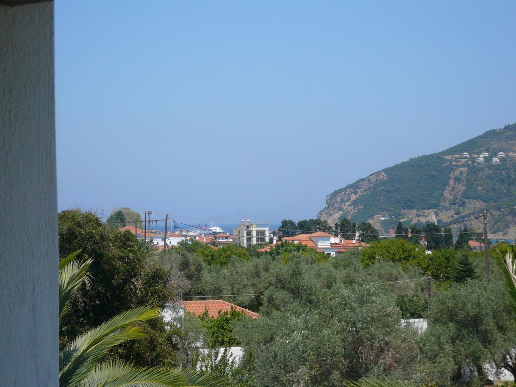 Liossis Rooms & Apartments Skopelos Exterior foto