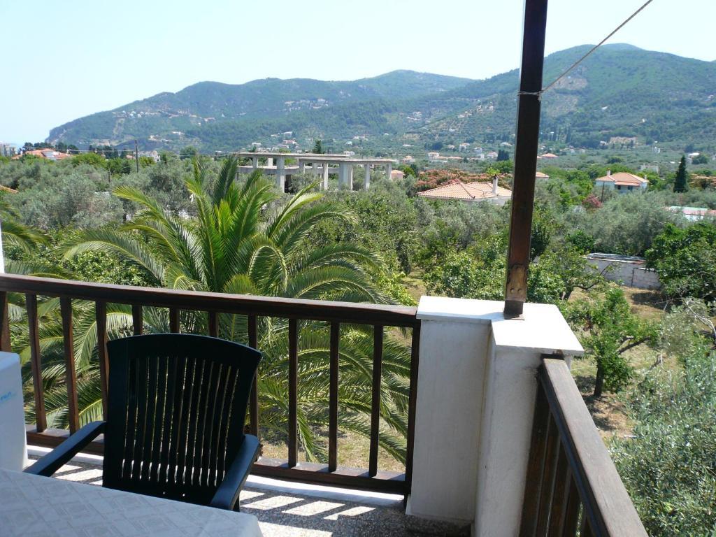 Liossis Rooms & Apartments Skopelos Exterior foto