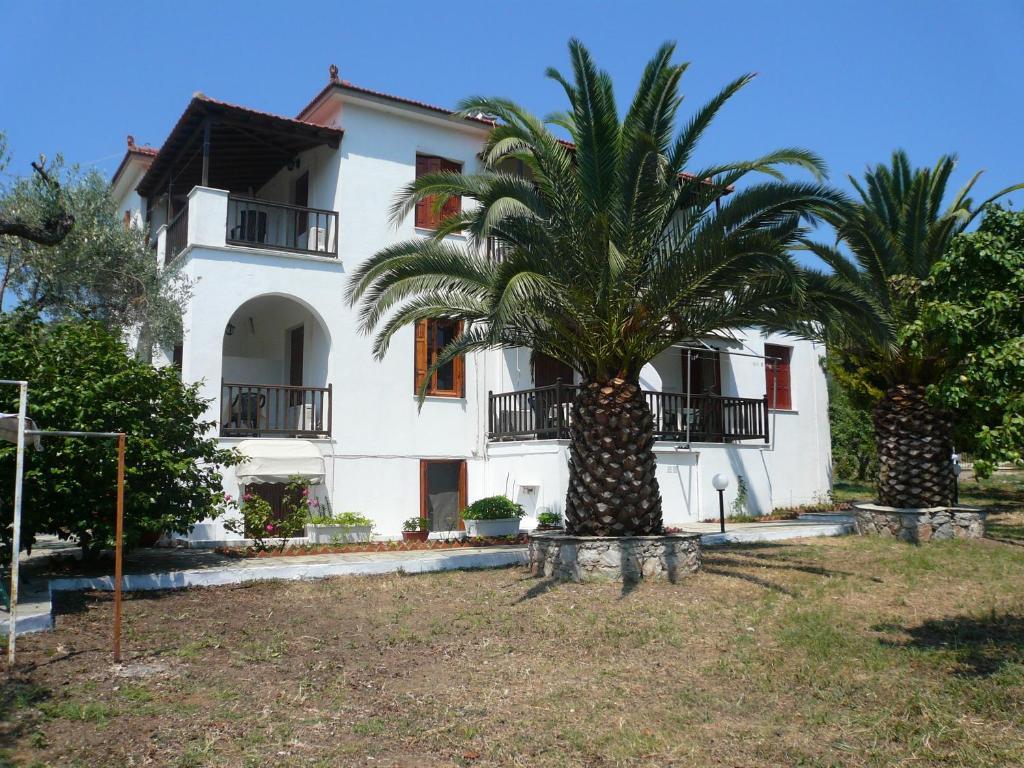 Liossis Rooms & Apartments Skopelos Exterior foto
